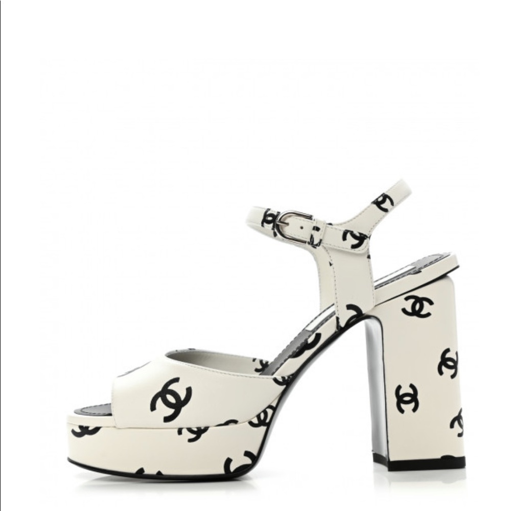 Chanel CC Crazy Leather platform